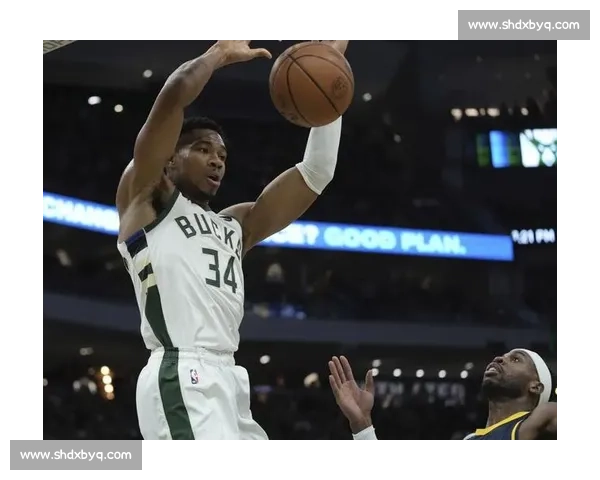 20 记三分炸场!字母哥:雄鹿三分要更上一层楼 20 记三分炸场!字母哥:雄鹿三分要更上一层楼