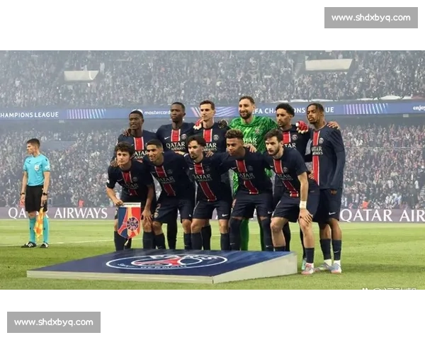 阿什拉夫：巴黎三冠王表现让对手敬畏，欧冠夺冠终破 “金元足球” 质疑