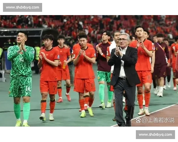 国足对阵乌兹别克全场回放解析关键失误与亮点瞬间赛后战术复盘与未来展望 国足对阵乌兹别克全场回放解析关键失误与亮点瞬间赛后战术复盘与未来展望