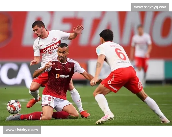 欧战焦点对决布拉加迎战马赛谁能掌控比赛走向关键之夜解析双方实力